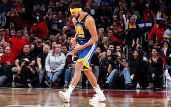 CHICAGO, IL - OCTOBER 29:  Klay Thompson #11 of the Golden State Warriors celebrates after hitting his 14th three pointer to break the single game record for the most three's against the Chicago Bulls on October 29, 2018 at United Center in Chicago, Illinois. NOTE TO USER: User expressly acknowledges and agrees that, by downloading and or using this photograph, User is consenting to the terms and conditions of the Getty Images License Agreement. Mandatory Copyright Notice: Copyright 2018 NBAE (Photo by Jeff Haynes/NBAE via Getty Images)