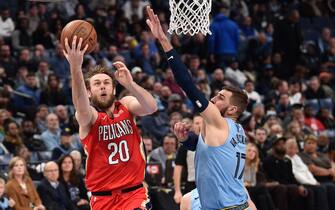 MEMPHIS, TN - JANUARY 20: Nicolo Melli #20 of the New Orleans Pelicans shoots the ball against the Memphis Grizzlies on January 20, 2020 at FedExForum in Memphis, Tennessee. NOTE TO USER: User expressly acknowledges and agrees that, by downloading and or using this photograph, User is consenting to the terms and conditions of the Getty Images License Agreement. Mandatory Copyright Notice: Copyright 2020 NBAE (Photo by David Dow/NBAE via Getty Images)
