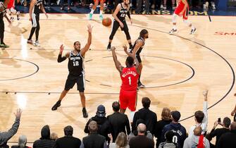 1195366135 NEW ORLEANS, LA - JANUARY 22: Zion Williamson #1 of the New Orleans Pelicans shoots a 3-point shot against the San Antonio Spurs on January 22, 2020 at Smoothie King Center in New Orleans, Louisiana. NOTE TO USER: User expressly acknowledges and agrees that, by downloading and or using this photograph, User is consenting to the terms and conditions of the Getty Images License Agreement. Mandatory Copyright Notice: Copyright 2020 NBAE (Photo by Jeff Haynes/NBAE via Getty Images)