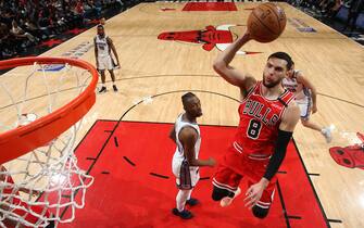 CHICAGO, IL - JANUARY 24: Zach LaVine #8 of the Chicago Bulls goes up for a dunk during the game against the Sacramento Kings on January 24, 2020 at the United Center in Chicago, Illinois. NOTE TO USER: User expressly acknowledges and agrees that, by downloading and or using this photograph, user is consenting to the terms and conditions of the Getty Images License Agreement.  Mandatory Copyright Notice: Copyright 2020 NBAE (Photo by Gary Dineen/NBAE via Getty Images) 
