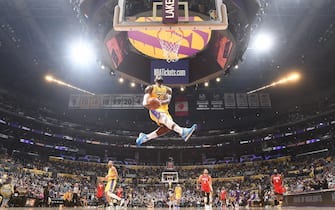 LOS ANGELES, CA - FEBRUARY 6: LeBron James #23 of the Los Angeles Lakers goes in for the dunk against the Houston Rockets on February 6, 2020 at STAPLES Center in Los Angeles, California. NOTE TO USER: User expressly acknowledges and agrees that, by downloading and/or using this Photograph, user is consenting to the terms and conditions of the Getty Images License Agreement. Mandatory Copyright Notice: Copyright 2020 NBAE (Photo by Andrew D. Bernstein/NBAE via Getty Images)
