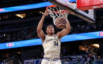 ORLANDO, FL - FEBRUARY 8: Giannis Antetokounmpo #34 of the Milwaukee Bucks goes up for a dunk during the game against the Orlando Magic at the Amway Center on February 8, 2020 in Orlando, Florida. The Bucks defeated the Magic 112 to 95. NOTE TO USER: User expressly acknowledges and agrees that, by downloading and or using this photograph, User is consenting to the terms and conditions of the Getty Images License Agreement. (Photo by Don Juan Moore/Getty Images)