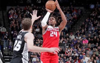 SACRAMENTO, CA - FEBRUARY 8: Buddy Hield #24 of the Sacramento Kings shoots the ball during a game against the San Antonio Spurs on February 8, 2020 at Golden 1 Center in Sacramento, California. NOTE TO USER: User expressly acknowledges and agrees that, by downloading and or using this Photograph, user is consenting to the terms and conditions of the Getty Images License Agreement. Mandatory Copyright Notice: Copyright 2020 NBAE (Photo by Rocky Widner/NBAE via Getty Images)