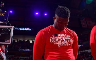 1198389036 HOUSTON, TX - FEBRUARY 2: Zion Williamson #1 of the New Orleans Pelicans stands for the National Anthem before the game against the Houston Rockets on February 2, 2020 at the Toyota Center in Houston, Texas. NOTE TO USER: User expressly acknowledges and agrees that, by downloading and or using this photograph, User is consenting to the terms and conditions of the Getty Images License Agreement. Mandatory Copyright Notice: Copyright 2020 NBAE (Photo by Cato Cataldo/NBAE via Getty Images)