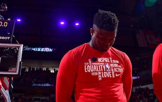 HOUSTON, TX - FEBRUARY 2: Zion Williamson #1 of the New Orleans Pelicans stands for the National Anthem before the game against the Houston Rockets on February 2, 2020 at the Toyota Center in Houston, Texas. NOTE TO USER: User expressly acknowledges and agrees that, by downloading and or using this photograph, User is consenting to the terms and conditions of the Getty Images License Agreement. Mandatory Copyright Notice: Copyright 2020 NBAE (Photo by Cato Cataldo/NBAE via Getty Images)