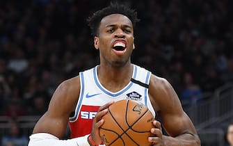 MILWAUKEE, WISCONSIN - FEBRUARY 10:  Buddy Hield #24 of the Sacramento Kings handles the ball during a game against the Milwaukee Bucks at Fiserv Forum on February 10, 2020 in Milwaukee, Wisconsin. NOTE TO USER: User expressly acknowledges and agrees that, by downloading and or using this photograph, User is consenting to the terms and conditions of the Getty Images License Agreement. (Photo by Stacy Revere/Getty Images)