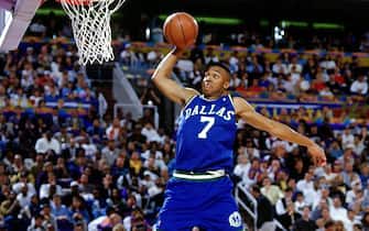 72231552 PHOENIX - FEBRUARY 11: Tony Dumas #7 of the Dallas Mavericks attempts a dunk during the 1995 Slam Dunk Contest on February 11, 1995 at the America West Arena in Phoenix, Arizona. NOTE TO USER: User expressly acknowledges that, by downloading and or using this photograph, User is consenting to the terms and conditions of the Getty Images License agreement. Mandatory Copyright Notice: Copyright 1995 NBAE (Photo by Nathaniel S Butler/NBAE via Getty Images)