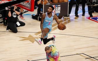 CHICAGO, IL - FEBRUARY 15: Derrick Jones Jr. #5 of the Miami Heat dunks the ball during the 2020 NBA All-Star - AT&T Slam Dunk on February 15, 2020 at the United Center in Chicago, Illinois. NOTE TO USER: User expressly acknowledges and agrees that, by downloading and or using this photograph, User is consenting to the terms and conditions of the Getty Images License Agreement. Mandatory Copyright Notice: Copyright 2020 NBAE (Photo by Jeff Haynes/NBAE via Getty Images)