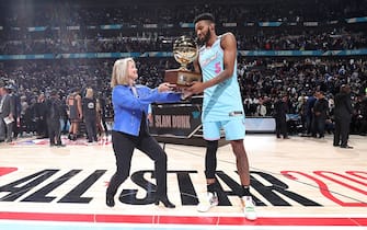 CHICAGO, IL - FEBRUARY 15: Derrick Jones Jr. #5 of the Miami Heat raises the trophy after winning the 2020 NBA All-Star - AT&T Slam Dunk on February 15, 2020 at the United Center in Chicago, Illinois. NOTE TO USER: User expressly acknowledges and agrees that, by downloading and or using this photograph, User is consenting to the terms and conditions of the Getty Images License Agreement. Mandatory Copyright Notice: Copyright 2020 NBAE (Photo by Nathaniel S. Butler/NBAE via Getty Images)
