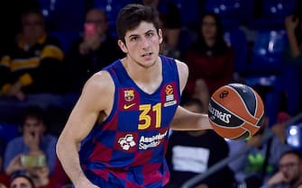 BARCELONA, SPAIN - DECEMBER 17:  Leandro Bolmaro of Barcelona in action during the 2019/2020 Turkish Airlines EuroLeague Regular Season Round 14 match between FC Barcelona and LDLC Asvel Villeurbane at Palau Blaugrana on December 17, 2019 in Barcelona, Spain. (Photo by Pablo Morano/MB Media/Getty Images)