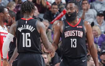 1190926855 SACRAMENTO, CA - DECEMBER 23: Ben McLemore #16 and James Harden #13 of the Houston Rockets shake hands during the game against the Sacramento Kings on December 23, 2019 at Golden 1 Center in Sacramento, California. NOTE TO USER: User expressly acknowledges and agrees that, by downloading and or using this photograph, User is consenting to the terms and conditions of the Getty Images Agreement. Mandatory Copyright Notice: Copyright 2019 NBAE (Photo by Rocky Widner/NBAE via Getty Images)