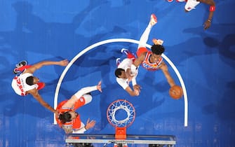 DETROIT, MI - MARCH 4:  Shai Gilgeous-Alexander #2 of the Oklahoma City Thunder shoots the ball against the Detroit Pistons on March 4, 2020 at Little Caesars Arena in Detroit, Michigan. NOTE TO USER: User expressly acknowledges and agrees that, by downloading and/or using this photograph, User is consenting to the terms and conditions of the Getty Images License Agreement. Mandatory Copyright Notice: Copyright 2020 NBAE (Photo by Brian Sevald/NBAE via Getty Images)