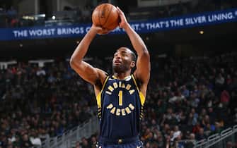 MILWAUKEE, WI - MARCH 4: T.J. Warren #1 of the Indiana Pacers shoots a three-pointer against the Milwaukee Bucks on March 4, 2020 at the Fiserv Forum Center in Milwaukee, Wisconsin. NOTE TO USER: User expressly acknowledges and agrees that, by downloading and or using this Photograph, user is consenting to the terms and conditions of the Getty Images License Agreement. Mandatory Copyright Notice: Copyright 2020 NBAE (Photo by Gary Dineen/NBAE via Getty Images). 