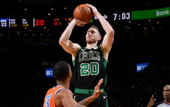 BOSTON, MA - MARCH 8:  Gordon Hayward #20 of the Boston Celtics shoots the ball against the Oklahoma City Thunder on March 8, 2020 at the TD Garden in Boston, Massachusetts.  NOTE TO USER: User expressly acknowledges and agrees that, by downloading and or using this photograph, User is consenting to the terms and conditions of the Getty Images License Agreement. Mandatory Copyright Notice: Copyright 2020 NBAE  (Photo by Brian Babineau/NBAE via Getty Images) 