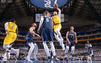 DALLAS, TX - MARCH 8: Domantas Sabonis #11 of the Indiana Pacers drives to the basket against the Dallas Mavericks on March 8, 2020 at the American Airlines Center in Dallas, Texas. NOTE TO USER: User expressly acknowledges and agrees that, by downloading and or using this photograph, User is consenting to the terms and conditions of the Getty Images License Agreement. Mandatory Copyright Notice: Copyright 2020 NBAE (Photo by Glenn James/NBAE via Getty Images)