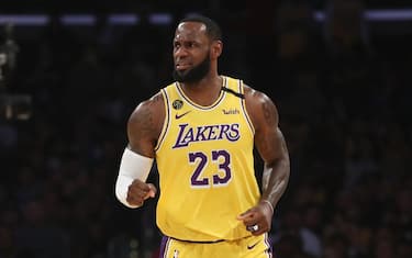 LOS ANGELES, CALIFORNIA - MARCH 03: LeBron James #23 of the Los Angeles Lakers reacts to a play in a game against the Philadelphia 76ers during the first half at Staples Center on March 03, 2020 in Los Angeles, California. NOTE TO USER: User expressly acknowledges and agrees that, by downloading and or using this Photograph, user is consenting to the terms and conditions of the Getty Images License Agreement. (Photo by Katelyn Mulcahy/Getty Images)