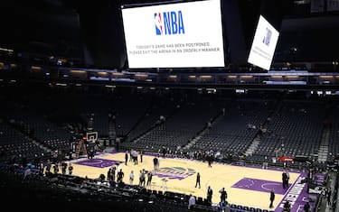 SACRAMENTO, CALIFORNIA - MARCH 11:   The game between the New Orleans Pelicans and the Sacramento Kings was postponed because of the corona virus at Golden 1 Center on March 11, 2020 in Sacramento, California.  NOTE TO USER: User expressly acknowledges and agrees that, by downloading and or using this photograph, User is consenting to the terms and conditions of the Getty Images License Agreement.  (Photo by Ezra Shaw/Getty Images)