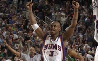 27 Dec 2001:  Stephon Marbury #3 of the Phoenix Suns celebrates after hitting the winning shot with 2 seconds remaining in the 84-82 win over the Boston Celtics at America West Arena in Phoenix, Arizona. DIGITAL IMAGE. NOTE TO USER: User expressly acknowledges and agrees that, by downloading and/or using this Photograph, User is consenting to the terms and conditions of the Getty Images Licence Agreement.  Mandatory copyright notice: Copyright 2001 NBAE \ Mandatory Credit: Barry Gossage/NBAE/Getty Images