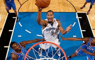 ORLANDO, FL - NOVEMBER 18:  Rashard Lewis #9 of the Orlando Magic shoots against the Oklahoma City Thunder during the game on November 18, 2009 at Amway Arena in Orlando, Florida. NOTE TO USER: User expressly acknowledges and agrees that, by downloading and or using this photograph, User is consenting to the terms and conditions of the Getty Images License Agreement. Mandatory Copyright Notice: Copyright 2009 NBAE  (Photo by Fernando Medina/NBAE via Getty Images) *** Local Caption *** Rashard Lewis