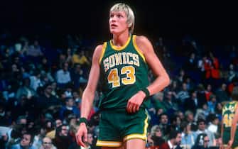 LANDOVER, MD - CIRCA 1977: Jack Sikma #43 of the Seattle Supersonics looks on against the Washington Bullets during an NBA basketball game circa 1977 at the Capital Centre in Landover, Maryland. Sikma played of the Supersonics from 1977-86. (Photo by Focus on Sport/Getty Images) *** Local Caption *** Jack Sikma
