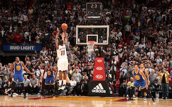MIAMI, FL - JANUARY 23: Dion Waiters #11 of the Miami Heat shoots the game winning shot during the game against the Golden State Warriors on January 23, 2017 at American Airlines Arena in Miami, Florida. NOTE TO USER: User expressly acknowledges and agrees that, by downloading and or using this Photograph, user is consenting to the terms and conditions of the Getty Images License Agreement. Mandatory Copyright Notice: Copyright 2017 NBAE (Photo by Issac Baldizon/NBAE via Getty Images)