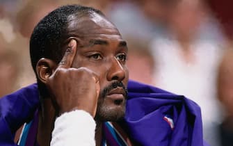 CHICAGO - JUNE 7:   Karl Malone #32 of the Utah Jazz watches from the bench against the Chicago Bulls during Game three of the 1998 NBA Finals at United Center on June 7, 1998 in Chicago, Illinois.   NOTE TO USER: User expressly acknowledges and agrees that, by downloading and/or using this Photograph, user is consenting to the terms and conditions of the Getty Images License Agreement.  Mandatory Copyright Notice: Copyright 1998 NBAE (Photo by Andy Hayt/NBAE via Getty Images)