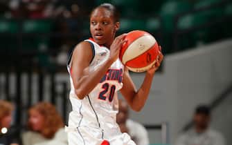 53290817 CHARLOTTE, NC - JUNE 16: Tynesha Lewis #20 of the Charlotte Sting controls the ball against the Indiana Fever during the WNBA game on June 16, 2005 at the Charlotte Coliseum in Charlotte, North Carolina. The Fever won 60-75. NOTE TO USER: User expressly acknowledges and agrees that, by downloading and or using this photograph, User is consenting to the terms and conditions of the Getty Images License Agreement. Mandatory Copyright Notice: Copyright 2005 NBAE (Photo by Kent Smith/NBAE via Getty Images)