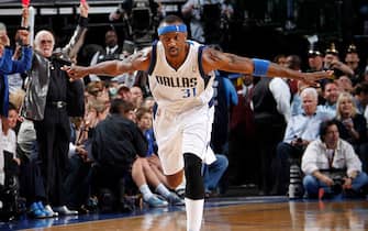 DALLAS, TX - FEBRUARY 1: Jason Terry #31 of the Dallas Mavericks celebrates after a shot against the Oklahoma City Thunder on February 1, 2012 at the American Airlines Center in Dallas, Texas. NOTE TO USER: User expressly acknowledges and agrees that, by downloading and or using this photograph, User is consenting to the terms and conditions of the Getty Images License Agreement. Mandatory Copyright Notice: Copyright 2012 NBAE (Photo by Glenn James/NBAE via Getty Images)