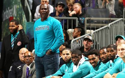 Michael Jordan "voce della ragione" tra le parti