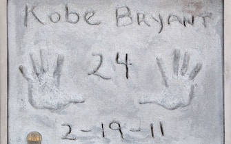 UNSPECIFIED,  - MAY 01: (EDITORIAL USE ONLY) This handout image provided by Julien‚Äôs Auctions shows a pair of original Kobe Bryant handprints in cement from Grauman's Chinese Theater in Hollywood. Kobe immortalized his handprints on February 19, 2011, the five-time NBA champion became the first athlete to cast prints at Grauman‚Äôs Chinese Theatre. This pair of handprints are test prints done before the official ceremony hosted by Jimmy Kimmel. The Sports Legends auction, hosted by Julien‚Äôs Auctions, will take place on May 21, 2020, and features over 300 historic sports artifacts including Kobe Bryant game-worn items, as well as a collection of FIFA World Cup, Confederations Cup and Olympic Medals.  (Photo by Handout/Julien‚Äôs Auctions via Getty Images)
