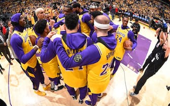 LOS ANGELES, CA - JANUARY 31: The Los Angeles Lakers huddle up before the game against the Portland Trail Blazers on January 31, 2020 at STAPLES Center in Los Angeles, California. NOTE TO USER: User expressly acknowledges and agrees that, by downloading and/or using this Photograph, user is consenting to the terms and conditions of the Getty Images License Agreement. Mandatory Copyright Notice: Copyright 2020 NBAE (Photo by Andrew D. Bernstein/NBAE via Getty Images) 