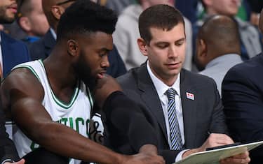 BOSTON, MA - MARCH 22: Brad Stevens of the Boston Celtics goes over the next play with Jaylen Brown #7 of the Boston Celtics during the game against the Indiana Pacers on March 22, 2017 at the TD Garden in Boston, Massachusetts.  NOTE TO USER: User expressly acknowledges and agrees that, by downloading and or using this photograph, User is consenting to the terms and conditions of the Getty Images License Agreement. Mandatory Copyright Notice: Copyright 2017 NBAE  (Photo by Brian Babineau/NBAE via Getty Images)