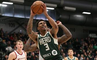 OSHKOSH, WI - JANUARY 11: Jaylen Adams #3 of the Wisconsin Herd shoots against the Canton Charge during an NBA G-League game on January 11, 2020 at Menominee Nation Arena in Oshkosh, Wisconsin. NOTE TO USER: User expressly acknowledges and agrees that, by downloading and or using this Photograph, user is consenting to the terms and conditions of the Getty Images License Agreement. Mandatory Copyright Notice:  Copyright 2020 NBAE (Photo by Gary Dineen/NBAE via Getty Images)