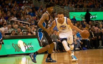 Basketball: Golden State Warriors Stephen Curry (30) in action vs Orlando Magic Elfrid Payton (4) at Amway Center.
Orlando, FL 2/25/2016
CREDIT: Walter Iooss Jr. (Photo by Walter Iooss Jr. /Sports Illustrated via Getty Images)
(Set Number: SI-213 TK1 )