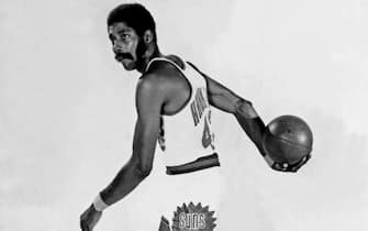 PHOENIX - 1970:  Connie Hawkins #43 of the Phoenix Suns poses for a portrait in 1970 at the Veterans Memorial Coliseum in Phoenix, Arizona. NOTE TO USER: User expressly acknowledges and agrees that, by downloading and/or using this photograph, user is consenting to the terms and conditions of the Getty Images License Agreement.  Mandatory Copyright Notice: Copyright 1970 NBAE (Photo by NBA Photos/NBAE via Getty Images)