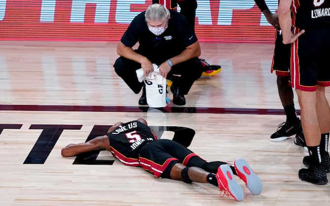 NBA, infortunio per Derrick Jones Jr.: paura in casa Miami ...