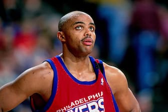 PORTLAND, OR - 1992: Charles Barkley #32 of the Philadelphia 76ers during a game played in 1992 at the Veterans Memorial Coliseum in Portland, Oregon. NOTE TO USER: User expressly acknowledges and agrees that, by downloading and or using this photograph, User is consenting to the terms and conditions of the Getty Images License Agreement. Mandatory Copyright Notice: Copyright 1992 NBAE (Photo by Brian Drake/NBAE via Getty Images)