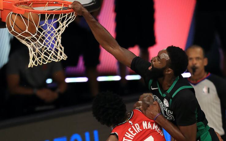 Riscossa Celtics! Toronto travolta in gara-5 con la difesa ed è 3-2 per Boston Riscossa Celtics! Toronto travolta in gara-5 con la difesa ed è 3-2 per Boston