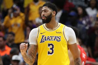 NEW ORLEANS, LOUISIANA - NOVEMBER 27: Anthony Davis #3 of the Los Angeles Lakers reacts after defeating the New Orleans Pelicans at Smoothie King Center on November 27, 2019 in New Orleans, Louisiana.  NOTE TO USER: User expressly acknowledges and agrees that, by downloading and/or using this photograph, user is consenting to the terms and conditions of the Getty Images License Agreement (Photo by Chris Graythen/Getty Images)