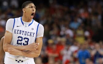 NEW ORLEANS, LA - MARCH 31:  Anthony Davis #23 of the Kentucky Wildcats reacts late in the second half against the Louisville Cardinals during the National Semifinal game of the 2012 NCAA Division I Men's Basketball Championship at the Mercedes-Benz Superdome on March 31, 2012 in New Orleans, Louisiana.  (Photo by Ronald Martinez/Getty Images)