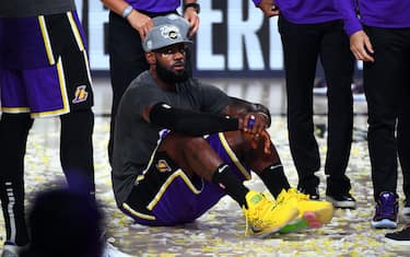 ORLANDO, FL - SEPTEMBER 26: LeBron James #23 of the Los Angeles Lakers looks on during the game against the Denver Nuggets during Game Five of the Western Conference Finals of the NBA Playoffs on September 26, 2020 at The AdventHealth Arena at ESPN Wide World Of Sports Complex in Orlando, Florida. NOTE TO USER: User expressly acknowledges and agrees that, by downloading and/or using this Photograph, user is consenting to the terms and conditions of the Getty Images License Agreement. Mandatory Copyright Notice: Copyright 2020 NBAE (Photo by Garrett Ellwood/NBAE via Getty Images)