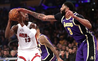 LOS ANGELES, CALIFORNIA - NOVEMBER 08:  Anthony Davis #3 of the Los Angeles Lakers defends against the shot of Bam Adebayo #13 of the Miami Heatduring the first half of a game at Staples Center on November 08, 2019 in Los Angeles, California.  NOTE TO USER: User expressly acknowledges and agrees that, by downloading and/or using this photograph, user is consenting to the terms and conditions of the Getty Images License Agreement (Photo by Sean M. Haffey/Getty Images)