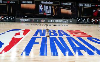 ORLANDO, FL - SEPTEMBER 30: A general view of the Larry O'Brien Championship Trophy prior to the game of the Los Angeles Lakers against the Miami Heat in Game one of the 2020 NBA Finals as part of the NBA Restart 2020 on September 30, 2020 at AdventHealth Arena at ESPN Wide World of Sports Complex in Orlando, Florida. NOTE TO USER: User expressly acknowledges and agrees that, by downloading and/or using this photograph, user is consenting to the terms and conditions of the Getty Images License Agreement.  Mandatory Copyright Notice: Copyright 2020 NBAE (Photo by Jesse D. Garrabrant/NBAE via Getty Images)