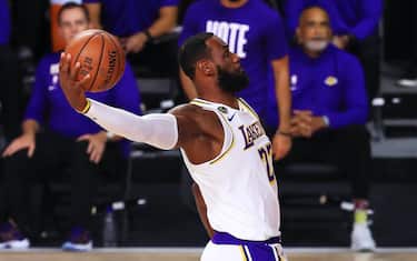 LAKE BUENA VISTA, FLORIDA - OCTOBER 11: LeBron James #23 of the Los Angeles Lakers drives to the basket during the first quarter against the Miami Heat in Game Six of the 2020 NBA Finals at AdventHealth Arena at the ESPN Wide World Of Sports Complex on October 11, 2020 in Lake Buena Vista, Florida. NOTE TO USER: User expressly acknowledges and agrees that, by downloading and or using this photograph, User is consenting to the terms and conditions of the Getty Images License Agreement.  (Photo by Mike Ehrmann/Getty Images)