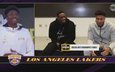 Alla premiazione Lakers spunta... Giannis. VIDEO