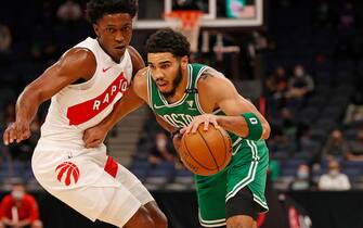 TAMPA, FL - JANUARY 04: Jayson Tatum #0 of the Boston Celtics drives to the basket against the Toronto Raptors on January 4, 2021 at Amalie Arena in Tampa, Florida. NOTE TO USER: User expressly acknowledges and agrees that, by downloading and/or using this photograph, user is consenting to the terms and conditions of the Getty Images License Agreement. Mandatory Copyright Notice: Copyright 2021 NBAE (Photo by Scott Audette/NBAE via Getty Images)