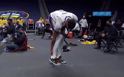 Infortunio per Davis: Lakers in ansia. VIDEO