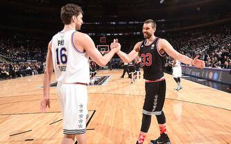 463545374 NEW YORK, NY - FEBRUARY 15: Pau Gasol #16 of the Western Conference hugs his brother Marc Gasol #33 of the Western Conference after the 64th NBA All-Star Game presented by KIA as part of the 2015 NBA All-Star Weekend on February 15, 2015 at Madison Square Garden in New York, New York. NOTE TO USER: User expressly acknowledges and agrees that, by downloading and/or using this photograph, user is consenting to the terms and conditions of the Getty Images License Agreement. Mandatory Copyright Notice: Copyright 2015 NBAE (Photo by Andrew D. Bernstein/NBAE via Getty Images)