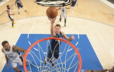 doncic_spurs_cover