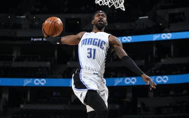 DENVER, CO - APRIL 4: Terrence Ross #31 of the Orlando Magic dunks the ball against the Denver Nuggets on April 4, 2021 at the Ball Arena in Denver, Colorado. NOTE TO USER: User expressly acknowledges and agrees that, by downloading and/or using this Photograph, user is consenting to the terms and conditions of the Getty Images License Agreement. Mandatory Copyright Notice: Copyright 2021 NBAE (Photo by Garrett Ellwood/NBAE via Getty Images)